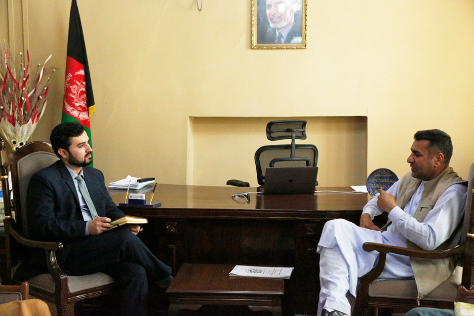 بررسی وضعیت صنعت کاران و سرمایه گذاران