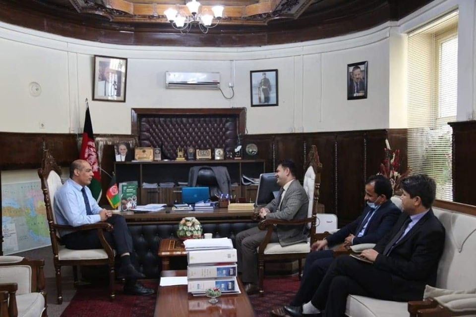 دصنعت او سوداګرۍ دسرپرست معین او هرات ولایت دسوداګرۍ او پانګونې خونې دمدیره پلاوي ګډې خبرې اترې