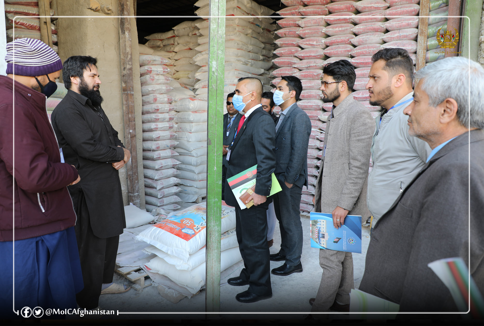 په کابل کې د کورنیو تولیداتو، تورید او د بي کیفیته توکو د نظارت کمیسیون غړو غونډه