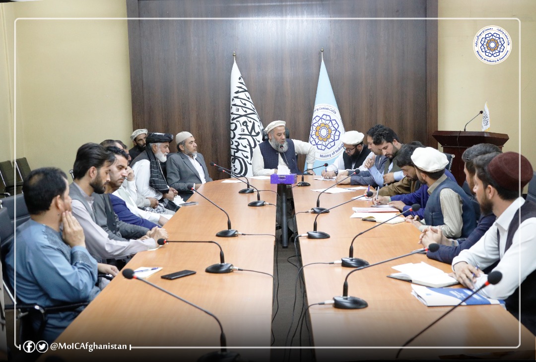 آمادگی برای تجلیل از هفته‌ی صنعت