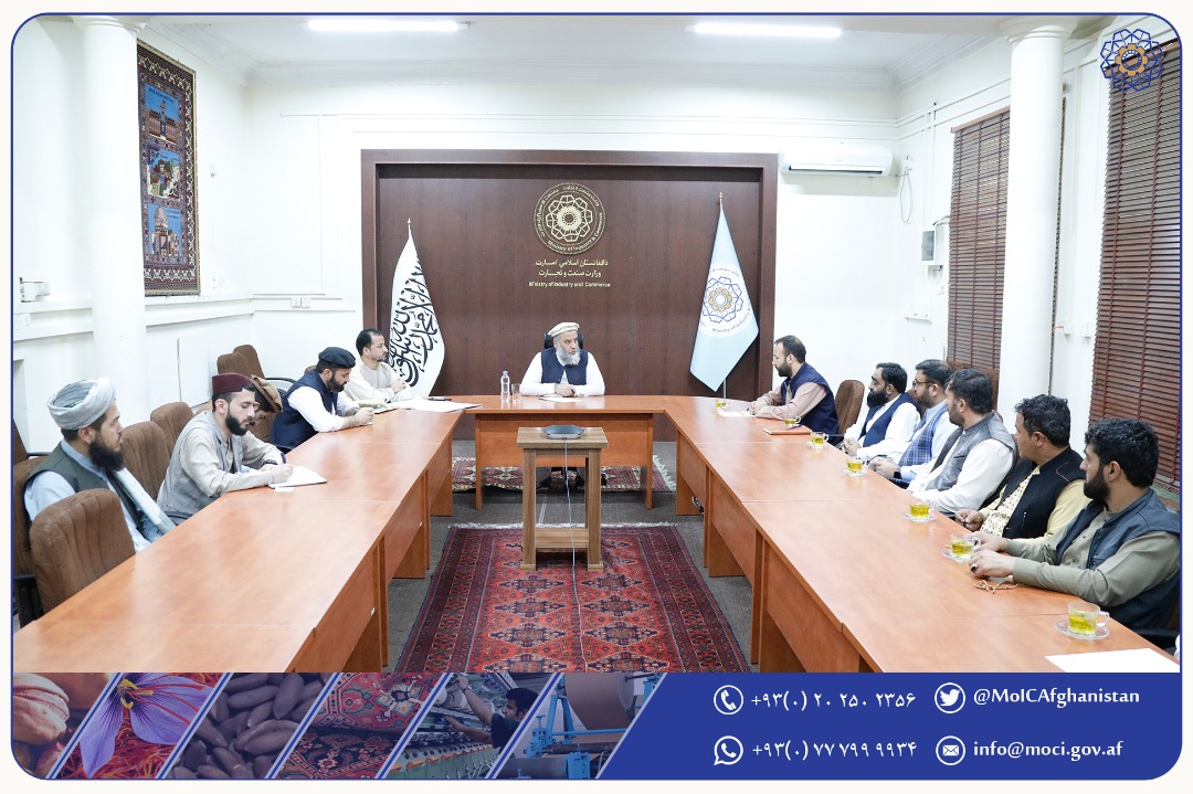 دیدار محترم الحاج نورالدین عزیزی با اعضای سکتورساختمان