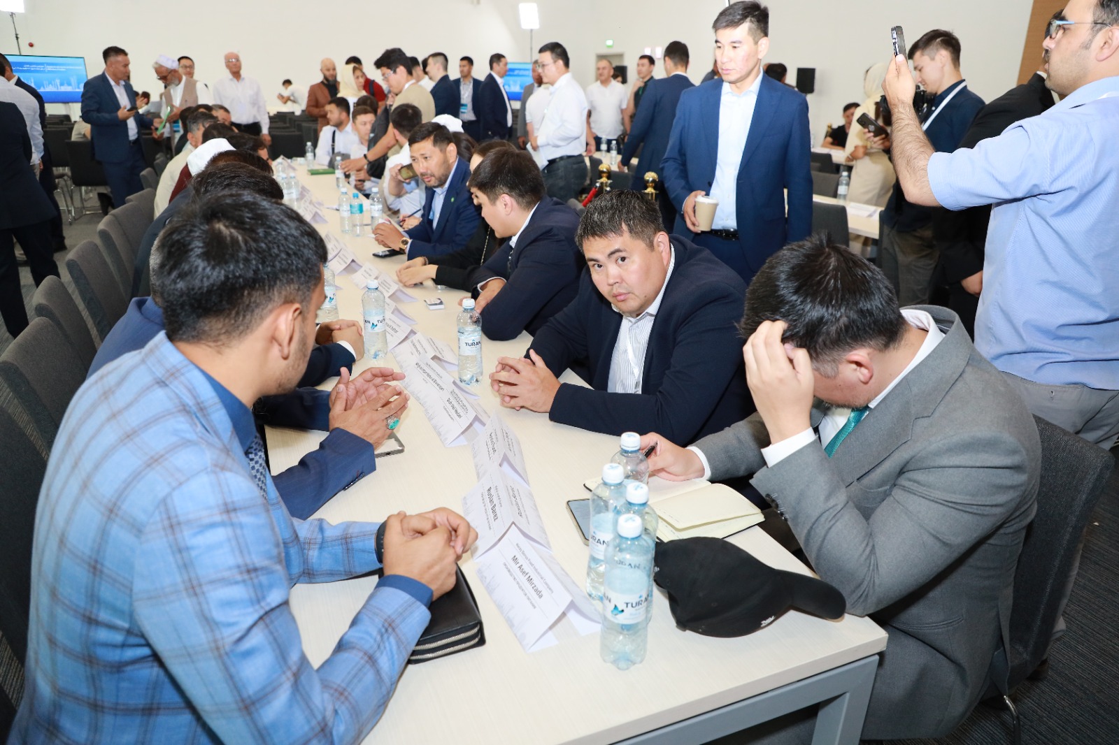 جریان تواصل تجاری قزاق – افغان