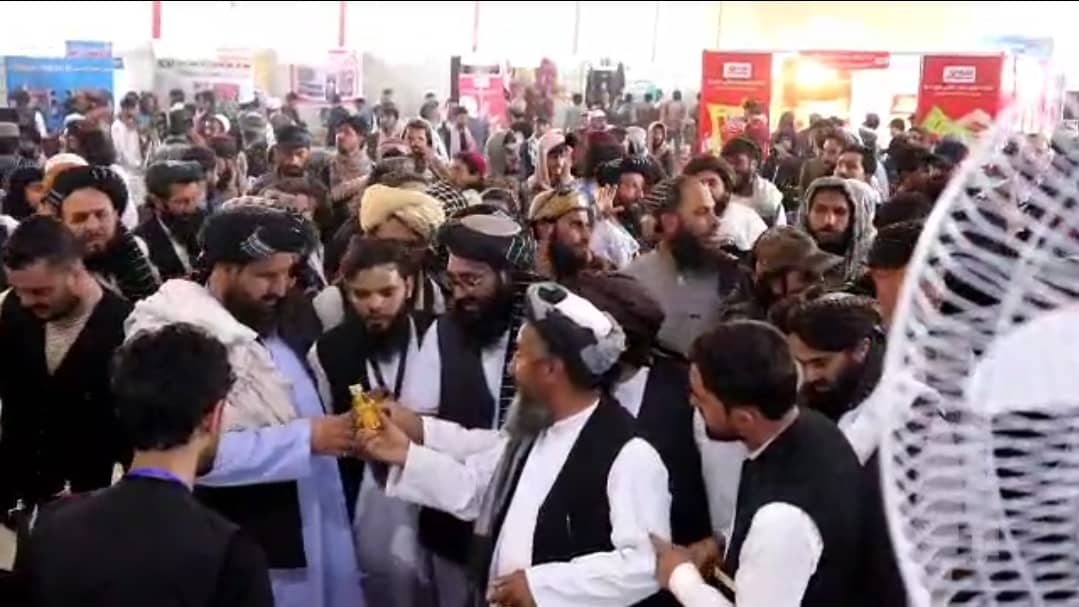 د پکتیا ولایت په مرکز ګردیز ښار کې "د افغان تولید نندارتون" پنجشنبه پای ته ورسید