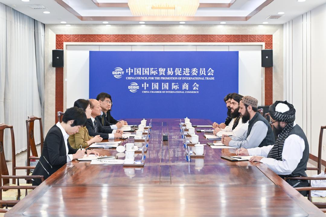 د چین د نړیوالې سوداګرۍ د ودې شورا مرستیال او د افغانستان ا.ا د صنعت او سوداګرۍ وزارت د مرستیال تر منځ د لیدنې راپور