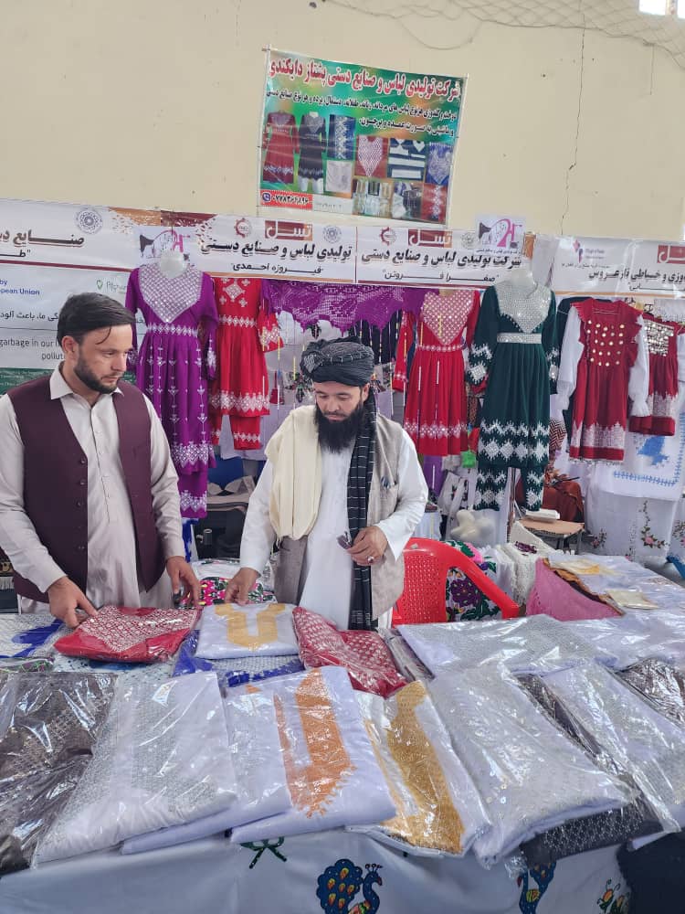 افتتاح اولین نمایشگاه تولیدات ومحصولات داخلی در شهر نیلی